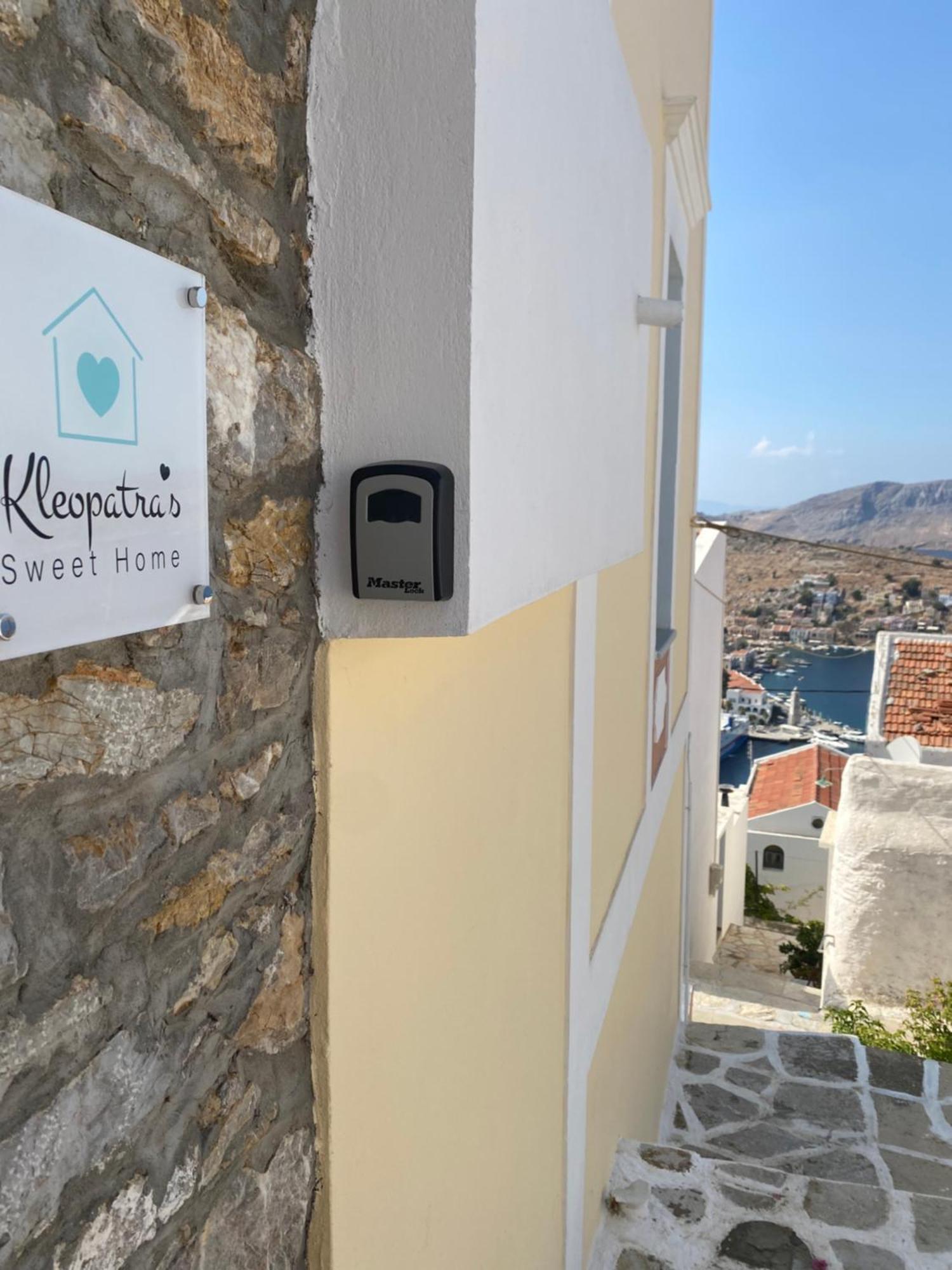 Kleopatra Sweet Home Symi Exterior foto